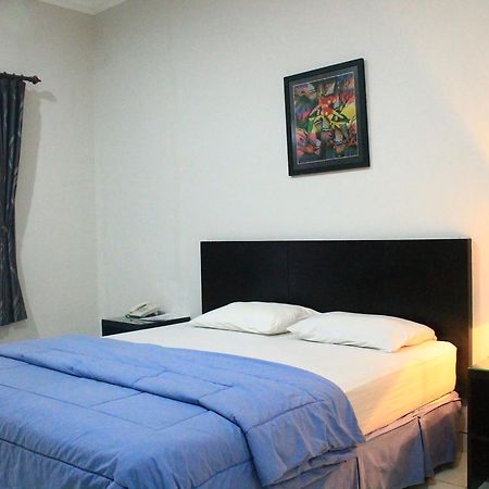 Carica Homestay Sorabaya Extérieur photo