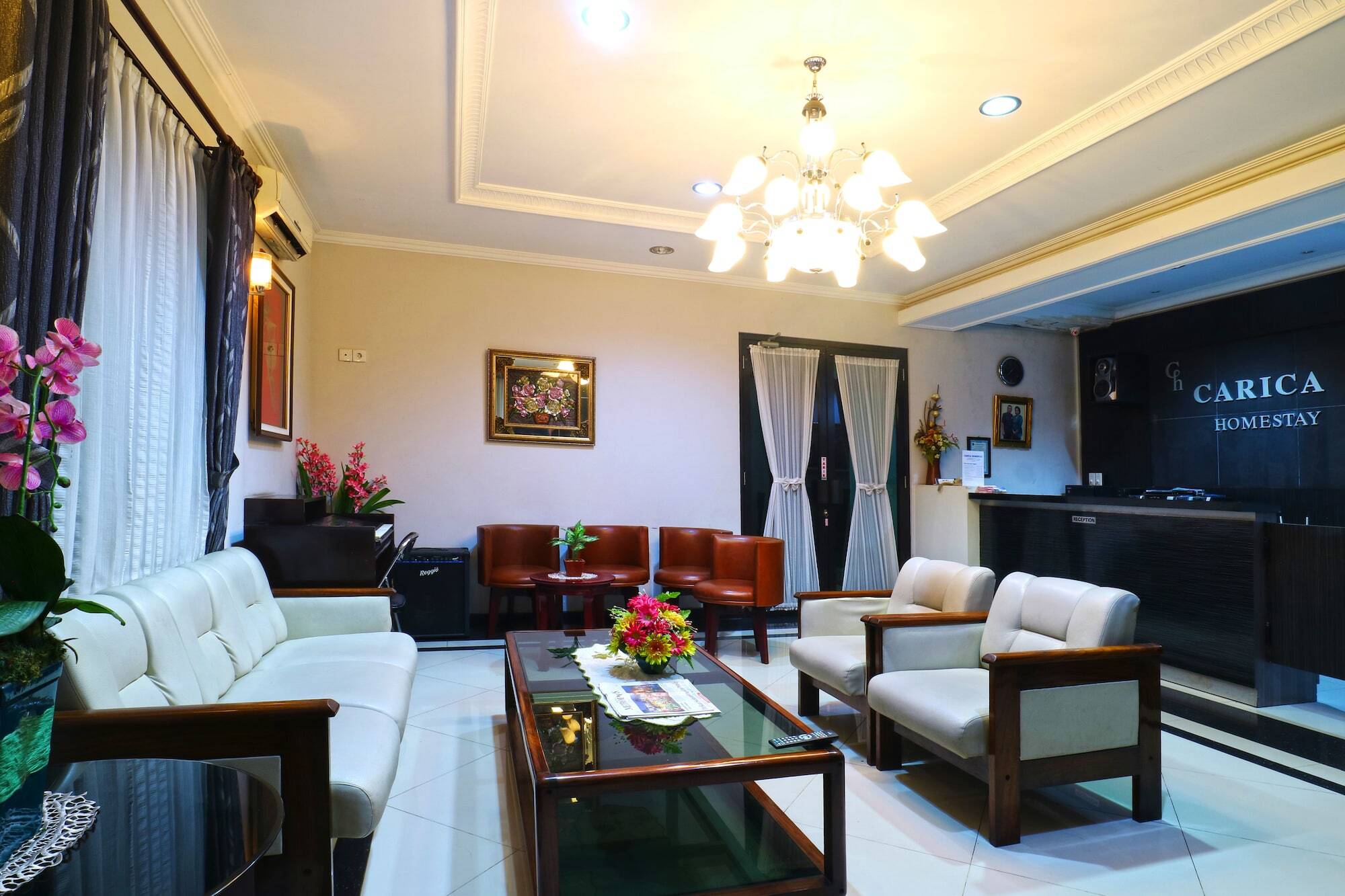 Carica Homestay Sorabaya Extérieur photo